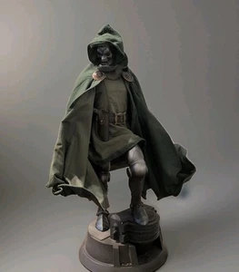 DOCTOR DOOM~FIGURA FORMATO PREMIUM~LOW LE #724/1500~EXCLUSIVO~SIDESHOW - Imagen 1 de 16
