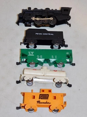 Marx O-27 #490 Steam Locomotive & 3 Cars Penn Central Train Set RUNS WELL - Image 1 of 4