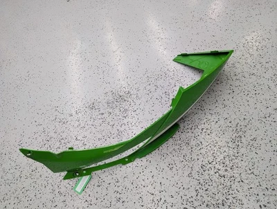 Capucha lateral derecha Arctic Cat 4718-442 XF 7000 LXR ZR 2015 Foto 1 de 4