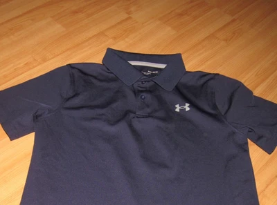 Nuevo sin etiquetas Nuevo UNDER ARMOUR Niño Grande Golf Polo Azul 14 16 Suelto Calce Corto Slv Foto 1 de 4