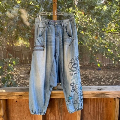 Pantalones harén para mujer Desigual holgados bordados con cuentas talla 26 Foto 1 de 4