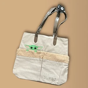 Loungefly Star Wars The Mandalorian The Child Precious Cargo Tote Neu mit Etikett - Bild 1 von 3