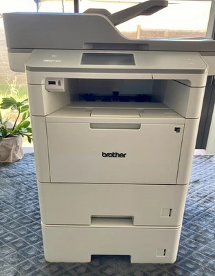 Brother MFC-L6800DW + LT-6505 – Imprimante laser A4 + bac | Très bon état | Pro - Immagine 1 di 4