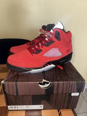 Hombres Talla 10 Nike Air Jordan 5 Retro Raging Bull Red (2021) DD0587-600 Rojo Negro Foto 1 de 4