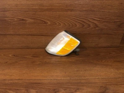 MERCEDES W140 S500 S420 S320 1995-1999 LUZ DE ESQUINA DELANTERA IZQUIERDA OEM Foto 1 de 4