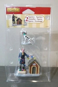 Juego de 2 figuras Lemax Christmas Firefighter & Spot Decorating Doghouse 2015 - Imagen 1 de 2