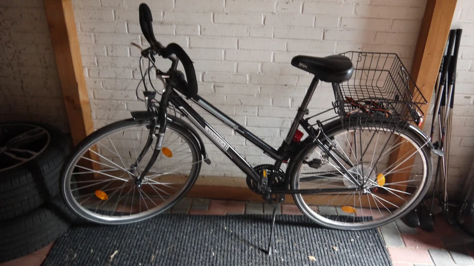 Fahrrad Damen 28 Z.wenig gefahren rot - Bild 1 von 1