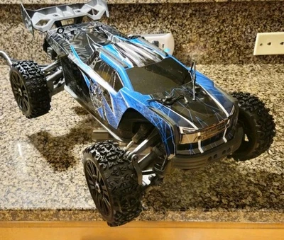 Redcat Valkyrie TR RC Offroad Truggy 1:10 4S Brushless Electric -With 4s Battery - Image 1 of 4