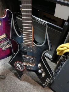 B.C.Rich Warbird-set up ready to rock-TRACE Series - Picture 1 of 16