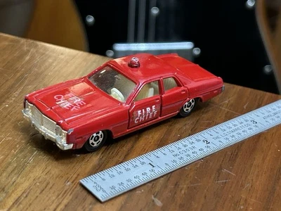 Coche de bomberos Tomica Dodge Coronet japonés vintage 1976 personalizado - puertas abiertas Foto 1 de 4