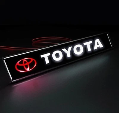 Luz LED Coche Parrilla Delantera Insignia Emblema Iluminado Letra GR Racing Foto 1 de 4