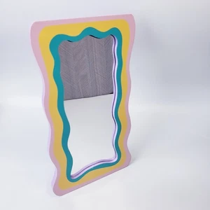 Muebles para casa de muñecas KidKraft ~ Espejo de pie púrpura - Imagen 1 de 6