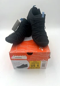 J Sport Women's Sprint Shoes - Black - Easy On/Off, All Terra Traction - Women 6 - Picture 1 of 5