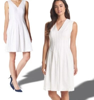 NUEVO CON ETIQUETAS Vestido Anne Klein Blanco Polkadot Cuello en V Sin Mangas Verano Columpio Talla 16 XL Foto 1 de 4