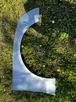 AUDI A5 PREMIUM PLUS 2010 2,0 L guardabarros delantero derecho del lado del pasajero OEM Foto 1 de 4