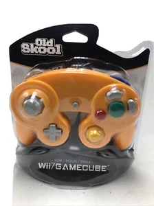Old Skool Dual Analog Controller for Nintendo Game Cube and Wii - Spice (Orange) - Picture 1 of 3