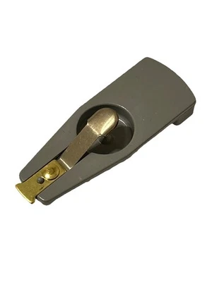 BWD Automotive D198 Distributor and Magneto - Distributor Rotor - Image 1 of 3