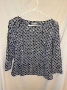 Ellie Kai blue white geometric Top sz 8 S 3/4 sleeve nylon stretch preppy - Picture 1 of 5