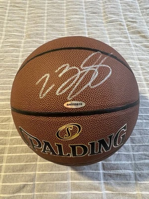 Lebron James Signed Basketball Upper Deck UDA COA AUTHENTIC AUTO CAVALIERS HEAT  - Image 1 of 4