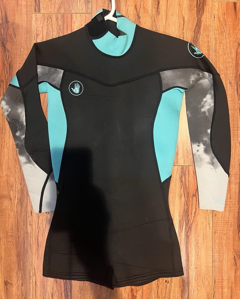 New Body Glove Woman Stellar 2mm Women Back Zip Springsuit Wetsuit - Image 1 of 4