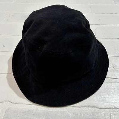 Brandy Melville Sombrero Cubo Negro Pana OS Foto 1 de 4