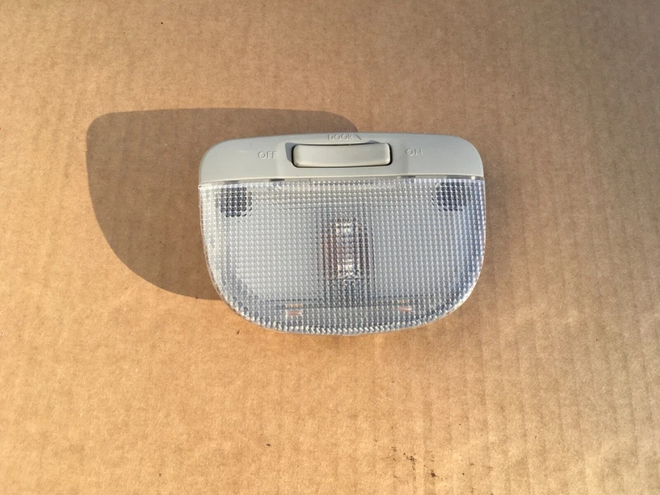 2005-2009 Subaru Legacy Outback Interior Room Lamp Light Clear Lens OEM  - Image 1 of 1
