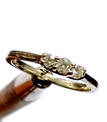 Anillo de plata esterlina 925 de 1-5 quilates con diamantes de 3 piedras pasado presente futuro talla 5 Foto 1 de 4