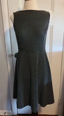 Merona 黑色带白色波点 XS 码弹力连衣裙适合喇叭无袖 — 第 1/4 张图片