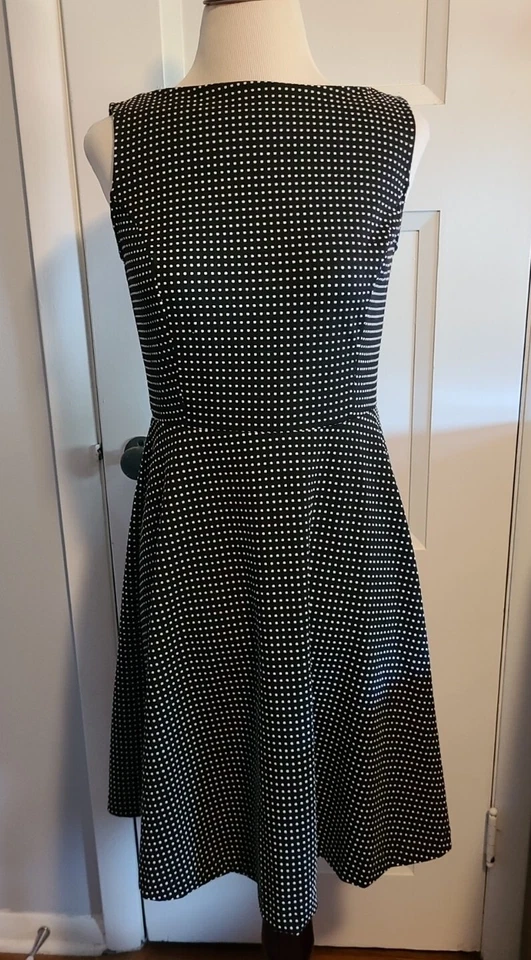 Vestido Merona Negro con Lunares Blancos Talla XS Elástico Ajuste Acampanado Sin Mangas Foto 1 de 4