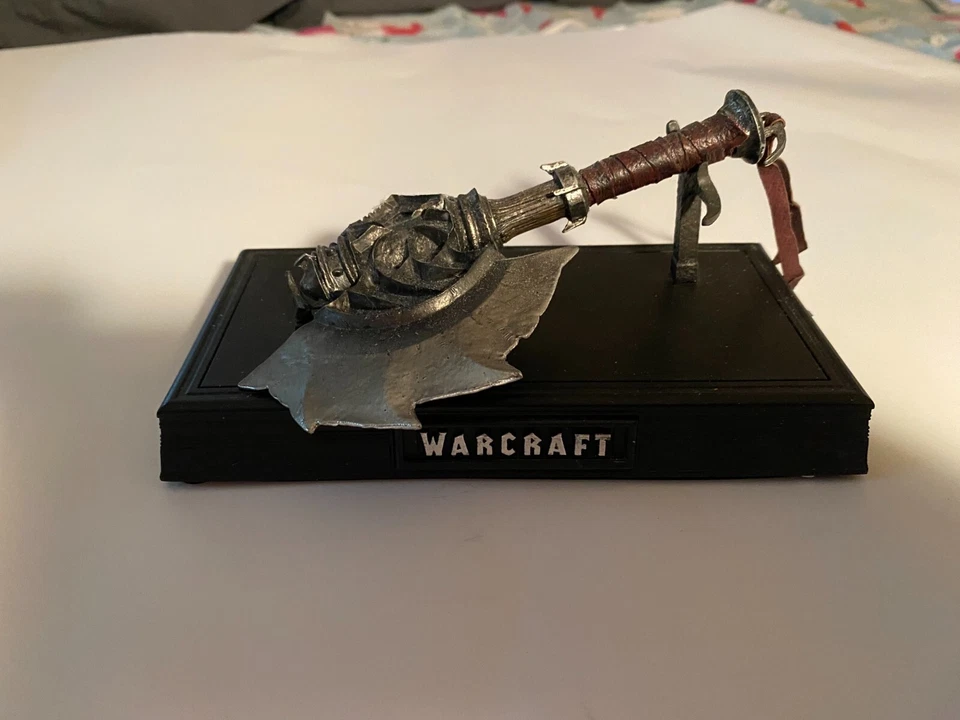 Réplica de utilería de hacha de Durotan escala 1:6 - Película Warcraft coleccionable - ¡Rara! Foto 1 de 1