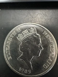 1 dollar 1989 New Zealand xiv Auckland commonwealth Weight Lifter - Picture 1 of 2