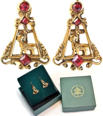 Pendientes de gancho colgantes renacentistas 1928 - Colección Biblioteca Vaticana - Cordero, Cruz Foto 1 de 4