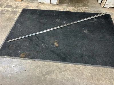 1960 雪佛兰 Impala 4 门轿车后四分之一装饰原始设备制造商二手 60 雪佛兰 — 第 1/4 张图片