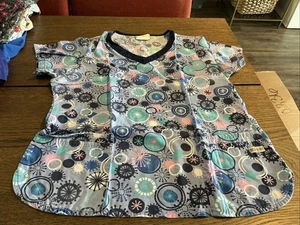 UA Scrubs Scrub Top Womens Size Large Circles Print Short Sleeve Work Shirt - Picture 1 of 16