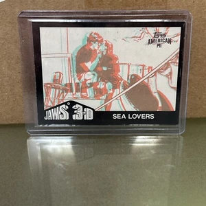 2011 Topps American Pie Buyback 1983 Jaws III #5 Sea Lovers - Foto 1 di 2