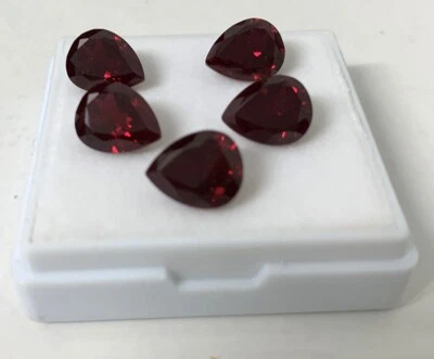 5 PCS. MACHINE CUT PEAR 10x8 MM. PIGEON BLOOD DARK RED RUBY LAB CORUNDUM - Image 1 of 4