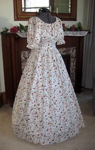 Civil War, Victorian, Trek, Western, Pioneer Dress Lovely Flowers Print on Ivory - Picture 1 of 4