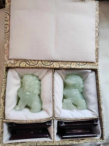 Ein Paar Wächterlöwen in Jade - China 19. Jahrhundert - Bild 1 von 10