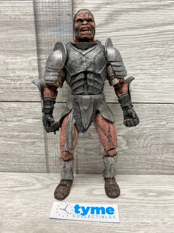 Toy Biz Lord of the Rings Two Towers BATTLE CRY Uruk-Hai Warrior Action Figure Cover