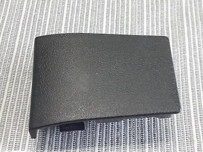 2014-2019 NISSAN VERSA NOTE REAR COVER LUGGAGE SIDE TRIM OEM 84949-3VY0A - Image 1 of 4