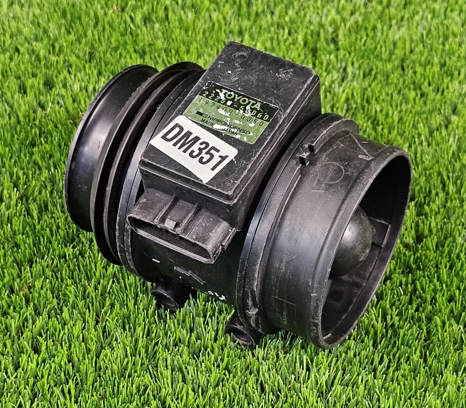 Toyota Supra Lexus LS400 SC400 SC300 Mass flow Air Intake sensor 22250-50060 - Image 1 of 4