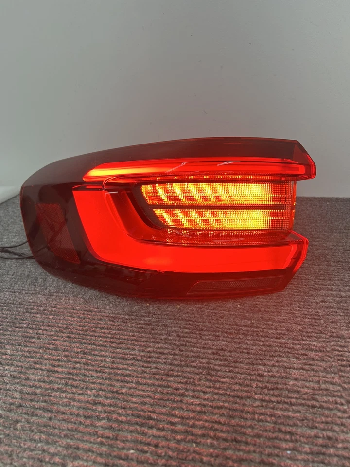Lanterna traseira externa FULL LED fabricante de equipamento original 2019 2020 2021 2022 2023 BMW X5 (esquerda/motorista) - Imagem 1 de 4