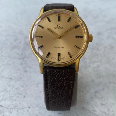 Reloj suizo Omega Genève 1970 chapado en oro cuerda manual 136,070 Cal.601 vintage Foto 1 de 4