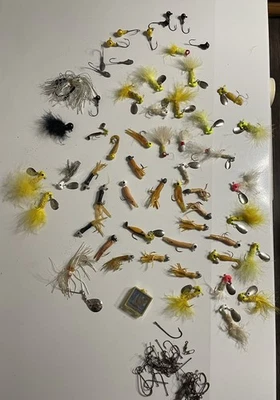 Gran lote grande de 40+ señuelos de pesca con mosca cola de pluma vintage Foto 1 de 4