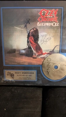 Ozzy Osbourne Blizzard of Ozz Gold Cd. Precios limitados 950. Foto 1 de 2