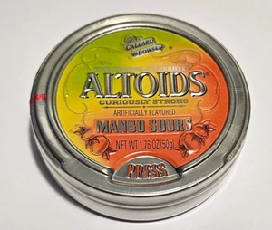 NEU VERSIEGELT UNGEÖFFNET Altoids Mango Sours Süßigkeiten in Metalldose KEIN RETRO REMAKE 1 - Bild 1 von 5