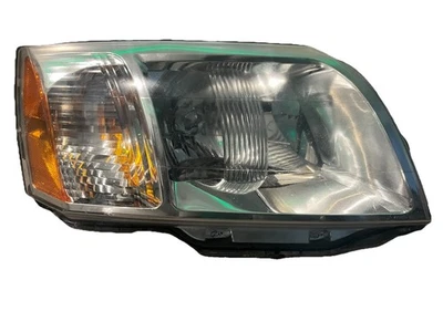 | 2004 - 2011 Mitsubishi Endeavor Halogen Headlight (Right/Passenger Oem - Image 1 of 4
