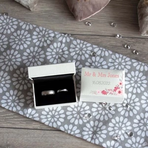 Personalised Flower Wedding Ring Keepsake Box - Picture 1 of 3