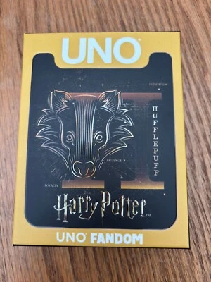 HARRY POTTER HUFFLEPUFF UNO FANDOM NEW SEALED - Image 1 of 2