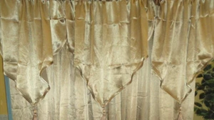 CROSCILL MYSTIC HILTON LIGHT GOLD RIBBED SATIN (3P) ASCOT VALANCES 40X21 - Picture 1 of 6